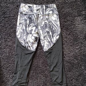 Victoria’s Secret Workout leggings